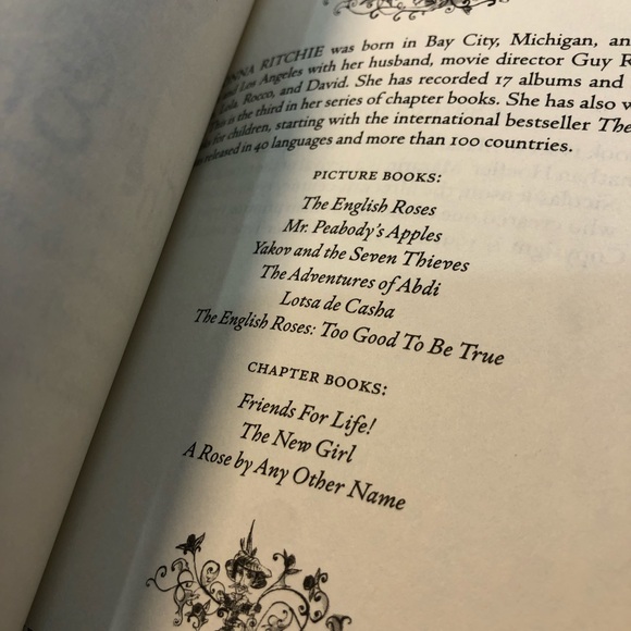 Goodbye, Grace? [The English Roses #2] by Madonna , hardcover - Picture 6 of 14